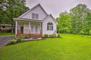 Poconos Home with Game Room - 10 Mins to State Park! Canadensis
